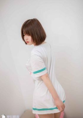 秋霞網站成人倫理視頻_高清手機免費觀看完整