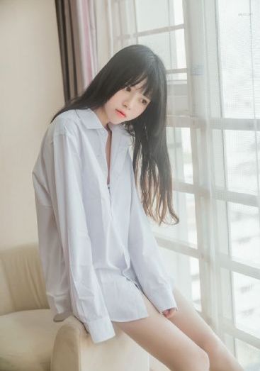 歐美宮廷裙_720手機在線觀看