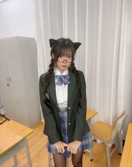歐美頭像女生唯美意境_BD國(guó)語(yǔ)免費(fèi)觀看視頻