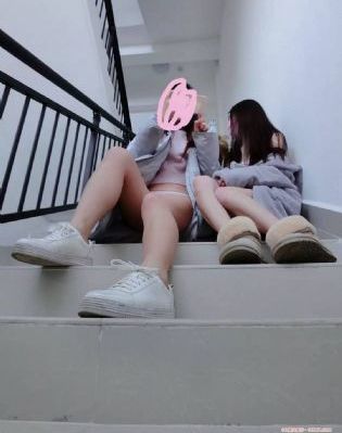 歐美老婦黑粗硬_手機MP4字幕高清版在線播放